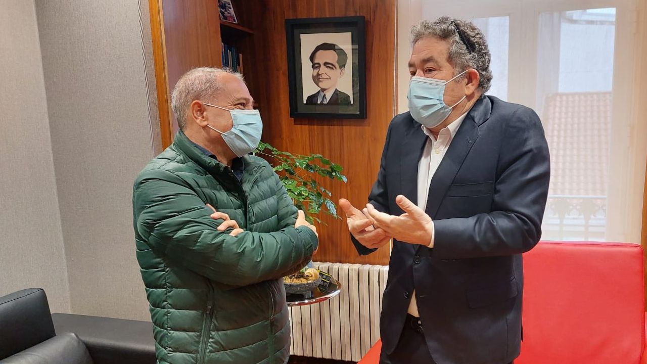 Alfonso Gómez Cruz, alcalde de Ginebra «Pontevedra é un exemplo para